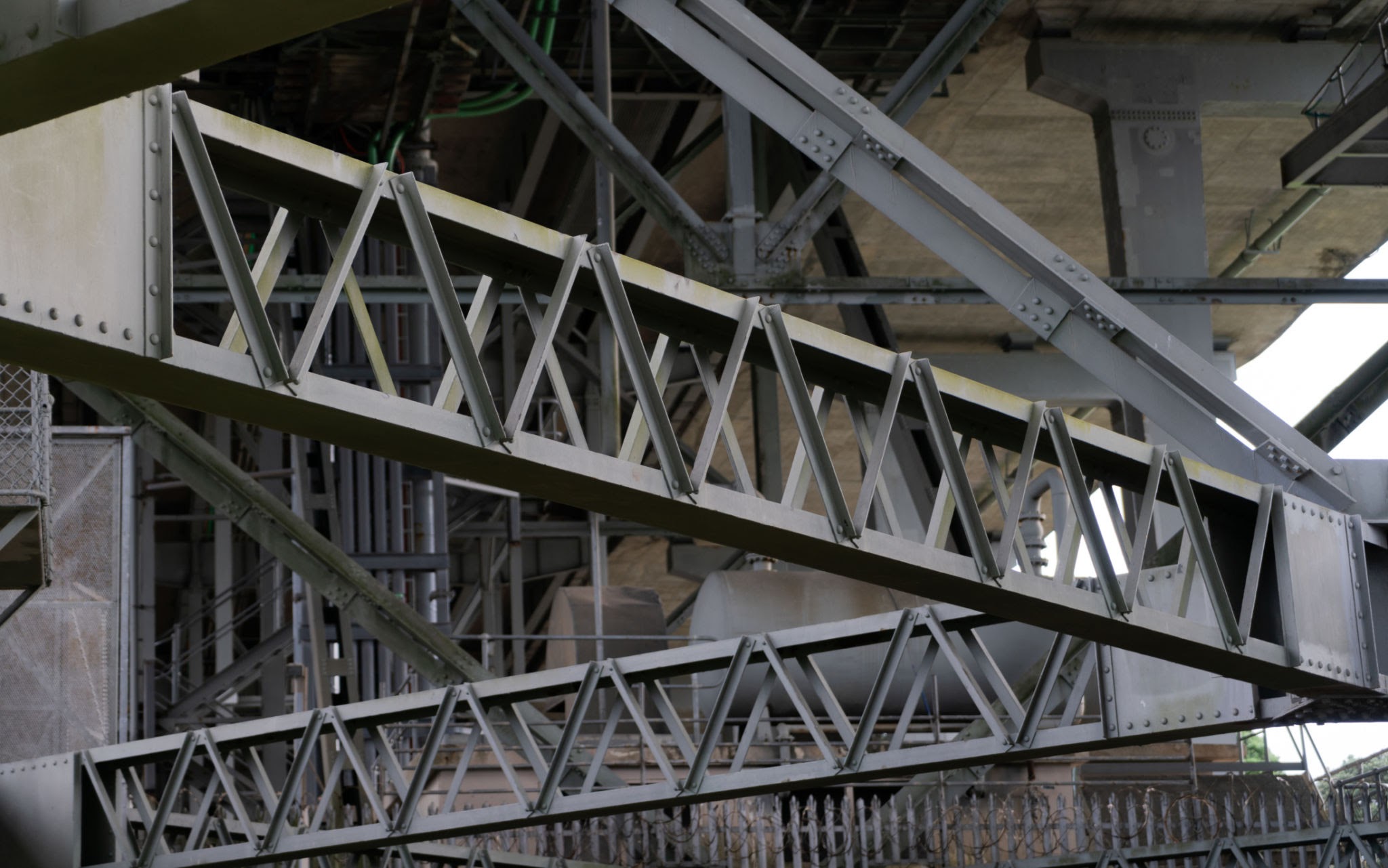 Steel beam structures supporting bridge